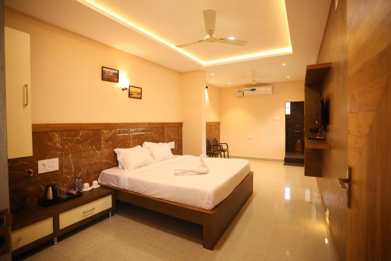 Hotel Southern Heritage Удупи Екстериор снимка